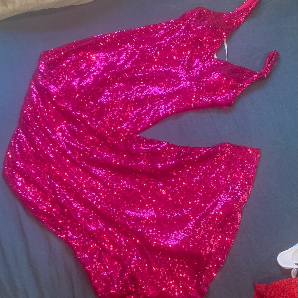 B. Smart, hot pink, sequin, prom dress, size 11 (not 10)!